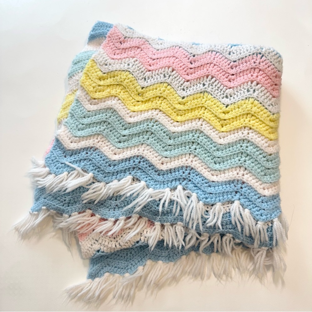 Handmade Crochet Chevron Knit Pastel Baby Blanket Granny Square Grandmacore